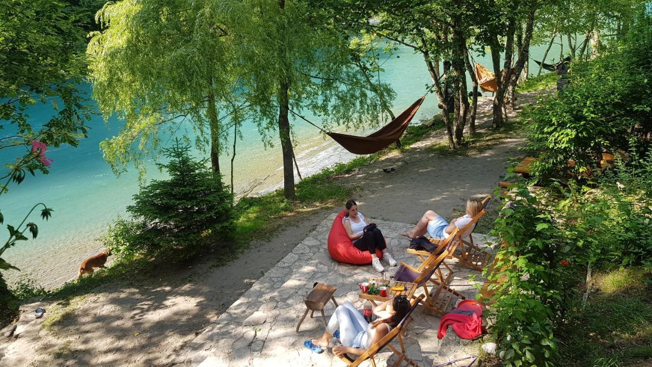 Rafting Camp Encijan Hotel Foca Exterior foto