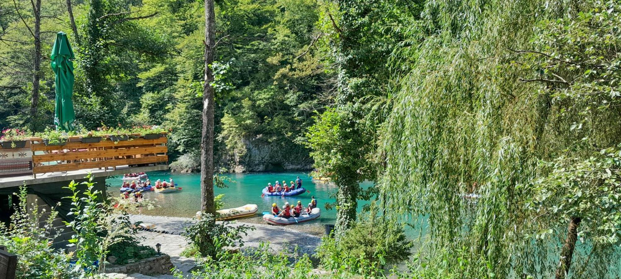 Rafting Camp Encijan Hotel Foca Exterior foto
