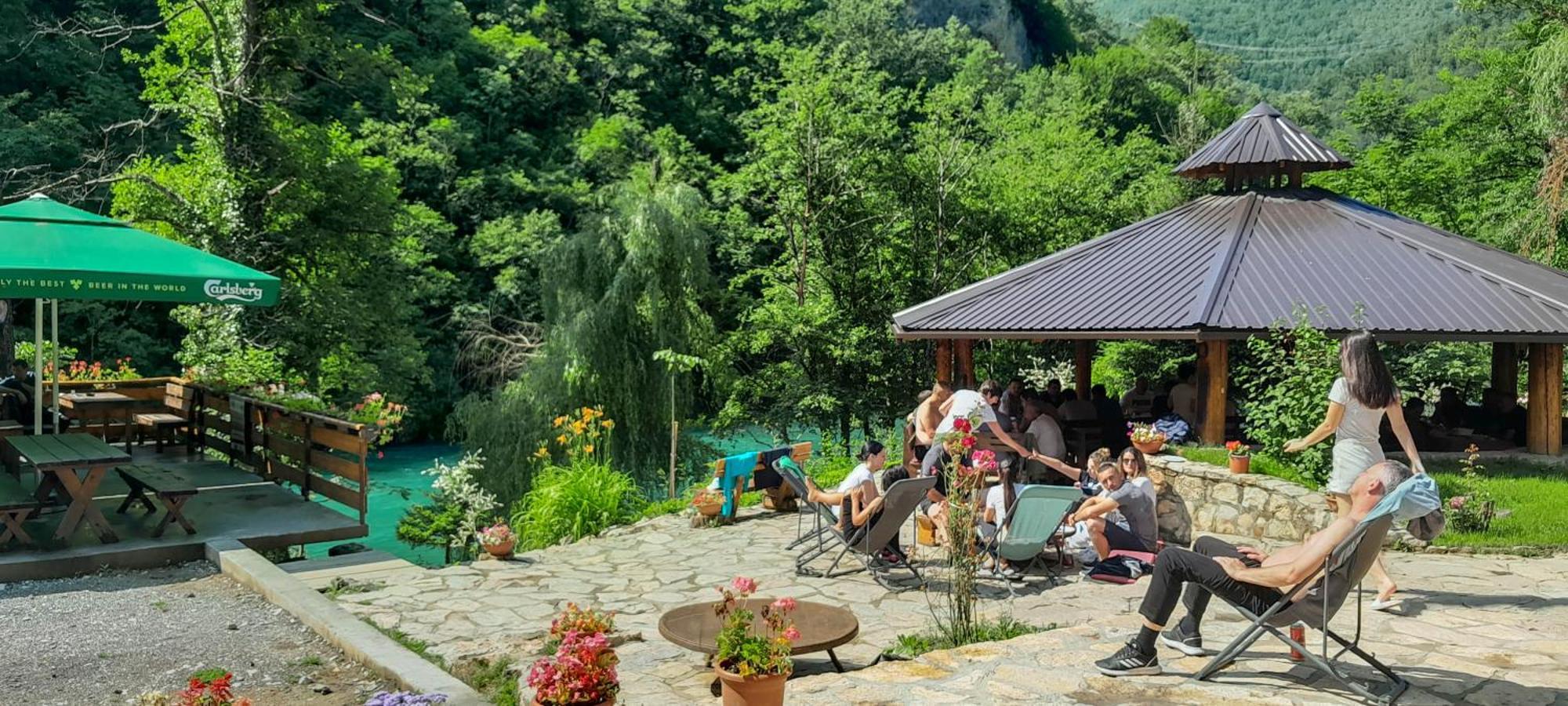 Rafting Camp Encijan Hotel Foca Exterior foto