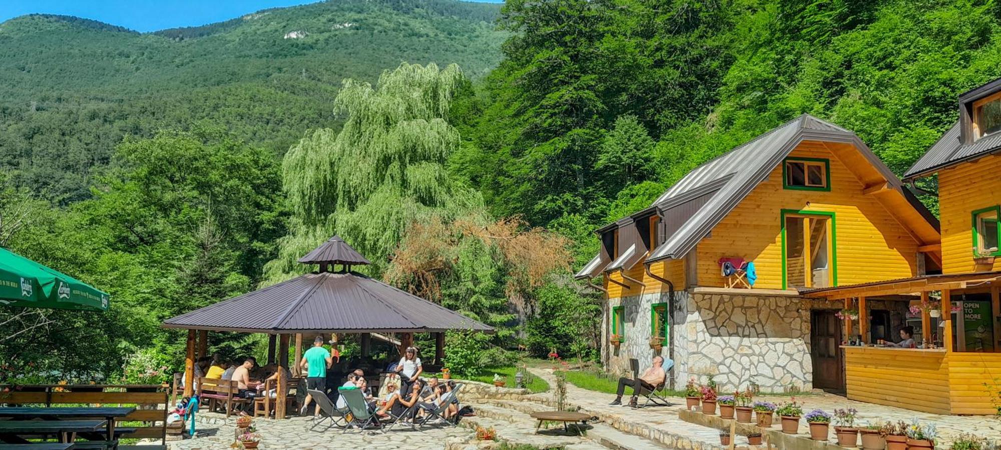 Rafting Camp Encijan Hotel Foca Cameră foto